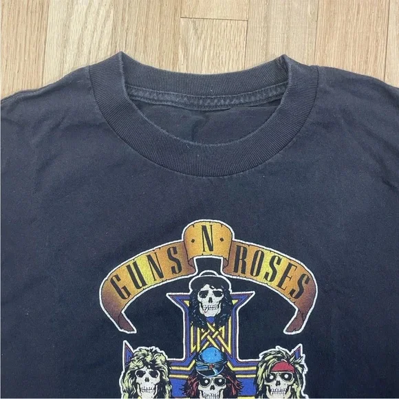 Guns n Roses Tee Y2K VTG 2000s 2005 Small Band music Tour T-shirt Skull GNR - Picture 5 of 12